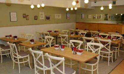 Benny’s Deli